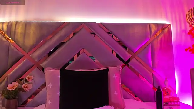 Snapshot of LiaaGenner chatting on October 3, 2:30 am LiaaGenner online show from October 3, 2:30 am