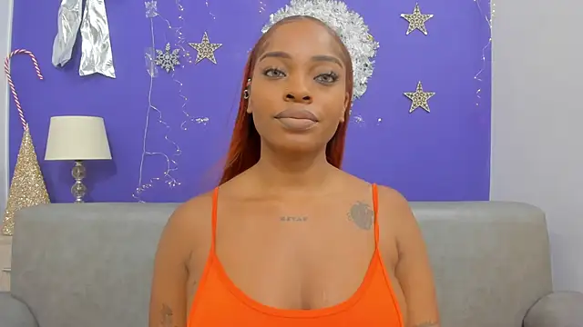 ShantalGomes online show from December 17, 7:42 pm