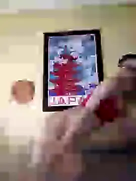 Snapshot of michele462 chatting on December 22, 11:00 am michele462 online show from December 22, 11:00 am