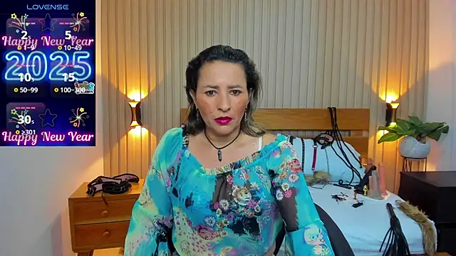 luciana ballesteros  online show from January 7, 12:31 pm