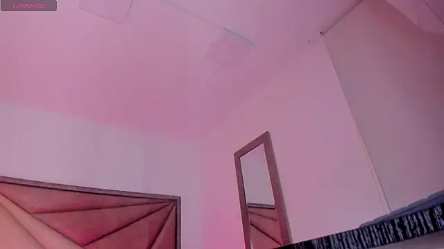 FaloonRoussel online show from September 26, 6:12 pm