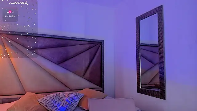 FaloonRoussel online show from February 4, 12:49 am