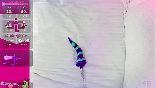 DaddysLittleGirl01 online show from December 5, 1:20 pm