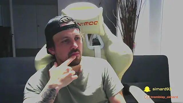 Snapshot of Tremblay_Simard chatting on November 26, 2:01 am Tremblay Simard online show from November 26, 2:01 am