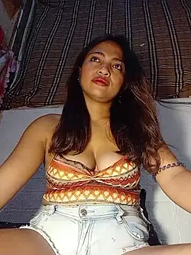prettybella4u online show from June 29, 8:53 am