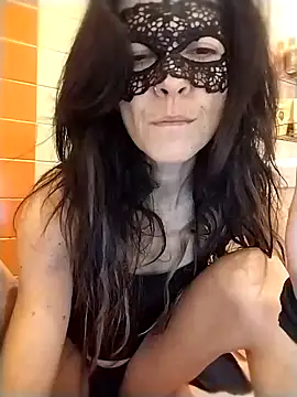 EmySkinny85 online show from January 31, 12:18 pm