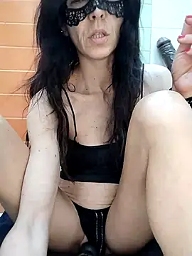 EmySkinny85 online show from March 7, 7:52 am