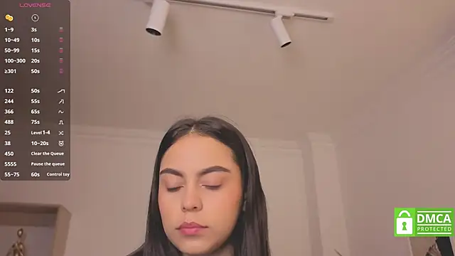 Snapshot of Aleejaa__ chatting on October 7, 10:56 am Aleejaa online show from October 7, 10:56 am