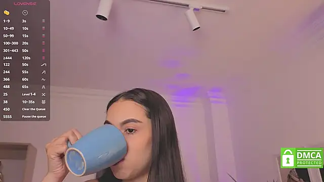 Snapshot of Aleejaa__ chatting on October 8, 11:52 am Aleejaa online show from October 8, 11:52 am