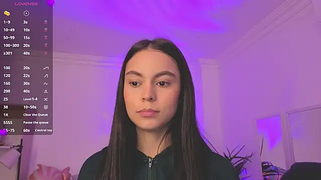 Snapshot of Aleejaa__ chatting on June 16, 11:24 am Aleejaa online show from June 16, 11:24 am