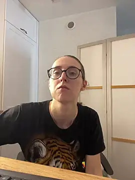 MartiniiSelenna online show from June 23, 5:49 am