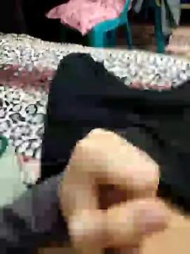 Snapshot of big_hard_dick1 chatting on January 30, 9:25 am big hard dick1 online show from January 30, 9:25 am