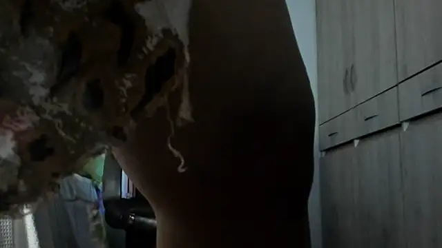 milf danielaa online show from December 28, 1:39 am