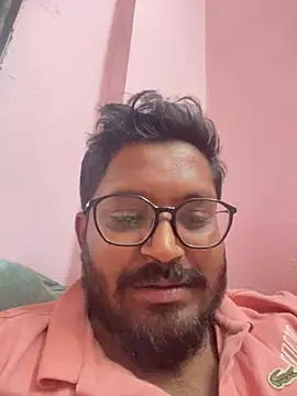 Snapshot of Yours_Teluguboii chatting on February 22, 7:40 am Yours Teluguboii online show from February 22, 7:40 am
