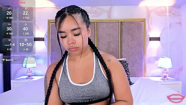 MarianaGarciaa   online show from January 8, 10:58 pm