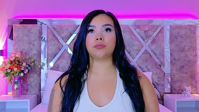 Snapshot of MarianaGarciaa__ chatting on October 7, 7:00 pm MarianaGarciaa online show from October 7, 7:00 pm