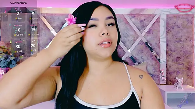 Snapshot of MarianaGarciaa__ chatting on October 16, 7:48 pm MarianaGarciaa online show from October 16, 7:48 pm