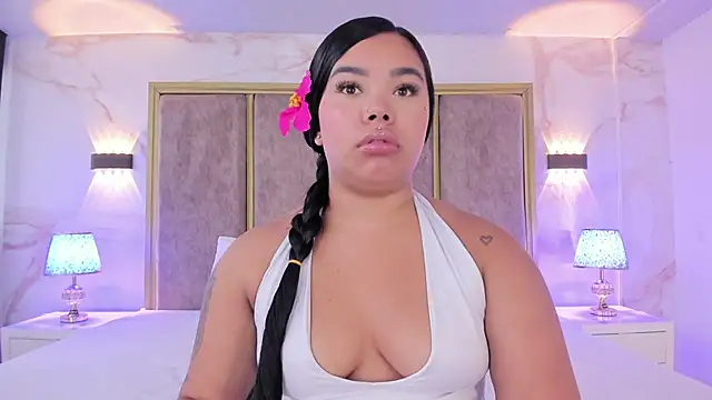 Snapshot of MarianaGarciaa__ chatting on November 15, 7:54 pm MarianaGarciaa online show from November 15, 7:54 pm