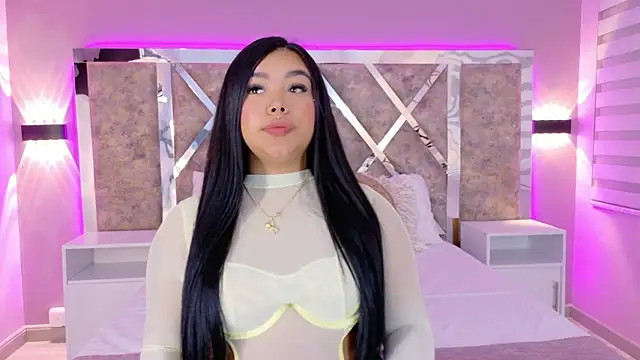 Snapshot of MarianaGarciaa__ chatting on December 16, 5:40 pm MarianaGarciaa online show from December 16, 5:40 pm