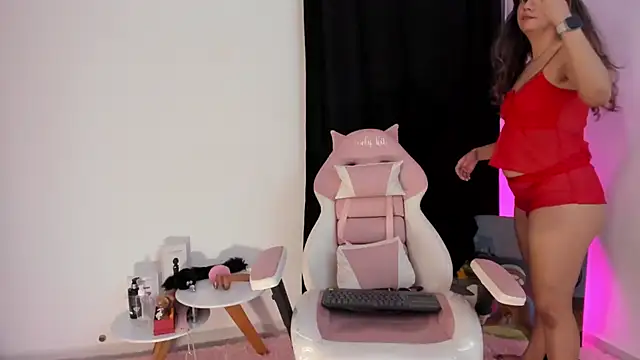 lovely kitt online show from January 17, 11:29 pm