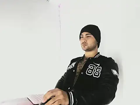 Snapshot of Sebas-hott chatting on September 30, 10:48 pm Sebas-hott online show from September 30, 10:48 pm