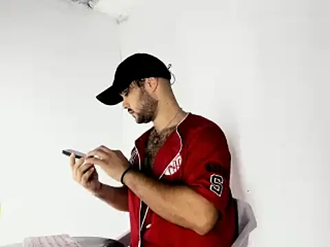 Snapshot of Sebas-hott chatting on October 17, 10:23 pm Sebas-hott online show from October 17, 10:23 pm