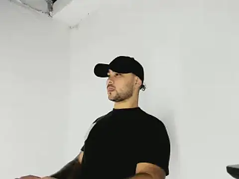 Snapshot of Sebas-hott chatting on October 29, 10:22 pm Sebas-hott online show from October 29, 10:22 pm