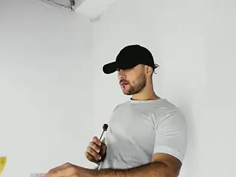 Snapshot of Sebas-hott chatting on October 30, 10:43 pm Sebas-hott online show from October 30, 10:43 pm