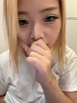 Rei1216xo online show from November 30, 3:10 am