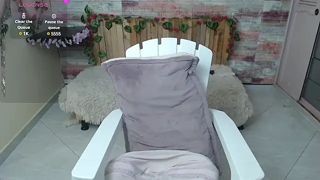 Lucy joi online show from December 3, 2:36 am