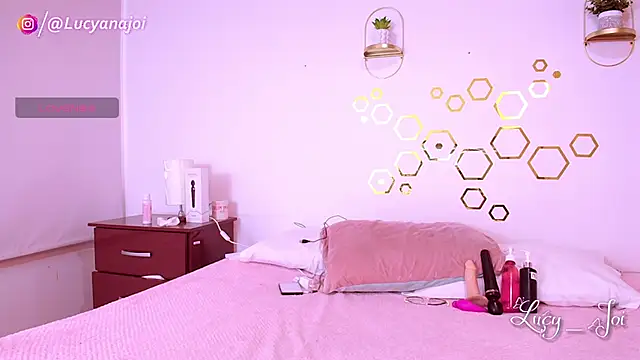 Lucy joi online show from November 6, 9:37 pm