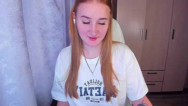 Snapshot of KeiraNight chatting on January 20, 9:24 am KeiraNight online show from January 20, 9:24 am