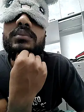 Snapshot of Daddys-small-lollipop chatting on February 18, 7:10 pm Daddys-small-lollipop online show from February 18, 7:10 pm