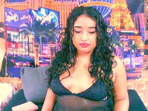 Snapshot of IndianAngel4u chatting on October 2, 5:36 am IndianAngel4u online show from October 2, 5:36 am