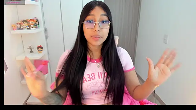 isa bellaa0 online show from October 17, 4:15 am