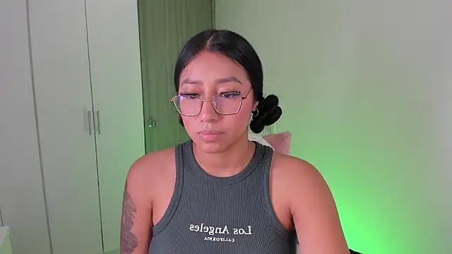 isa bellaa0 online show from February 11, 4:28 am