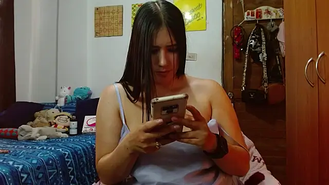 Naomi D online show from February 18, 10:25 pm