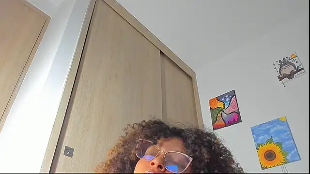 Ada gales  online show from September 25, 2:48 am