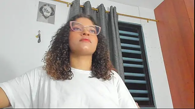 Ada gales  online show from November 8, 3:39 am