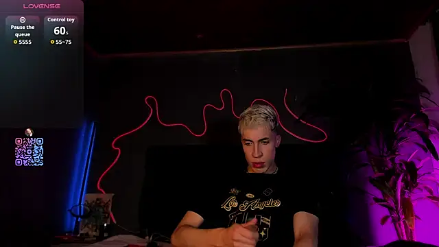 Angel Snowhotxxx online show from August 4, 4:15 am
