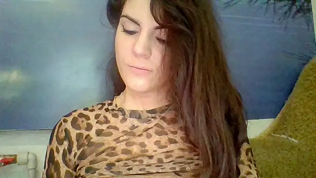 Snapshot of AliceTailor chatting on June 11, 2:53 am AliceTailor online show from June 11, 2:53 am
