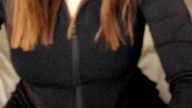 IceDanielles online show from October 2, 12:45 pm