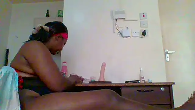 Snapshot of Cookie__dough chatting on March 20, 6:29 am Cookie dough online show from March 20, 6:29 am