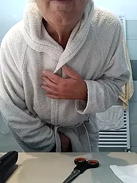 MATTIS11 online show from November 20, 8:36 am