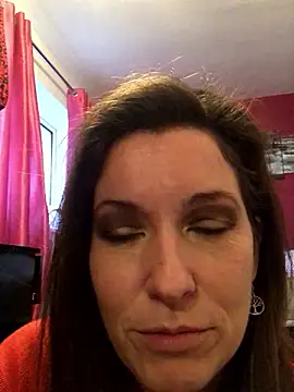 Lwhite1 online show from December 3, 3:55 pm