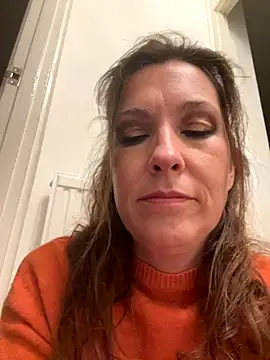 Lwhite1 online show from November 4, 5:01 pm