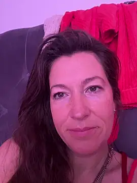 Lwhite1 online show from May 6, 8:52 am
