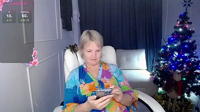 Juarnea online show from December 19, 5:08 pm