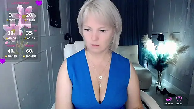 Juarnea online show from October 26, 3:45 am