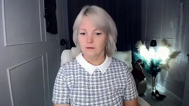 Juarnea online show from December 3, 8:12 am